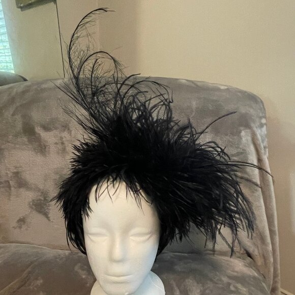 Taissa Lada black fascinator headband with feathers - Picture 1 of 9